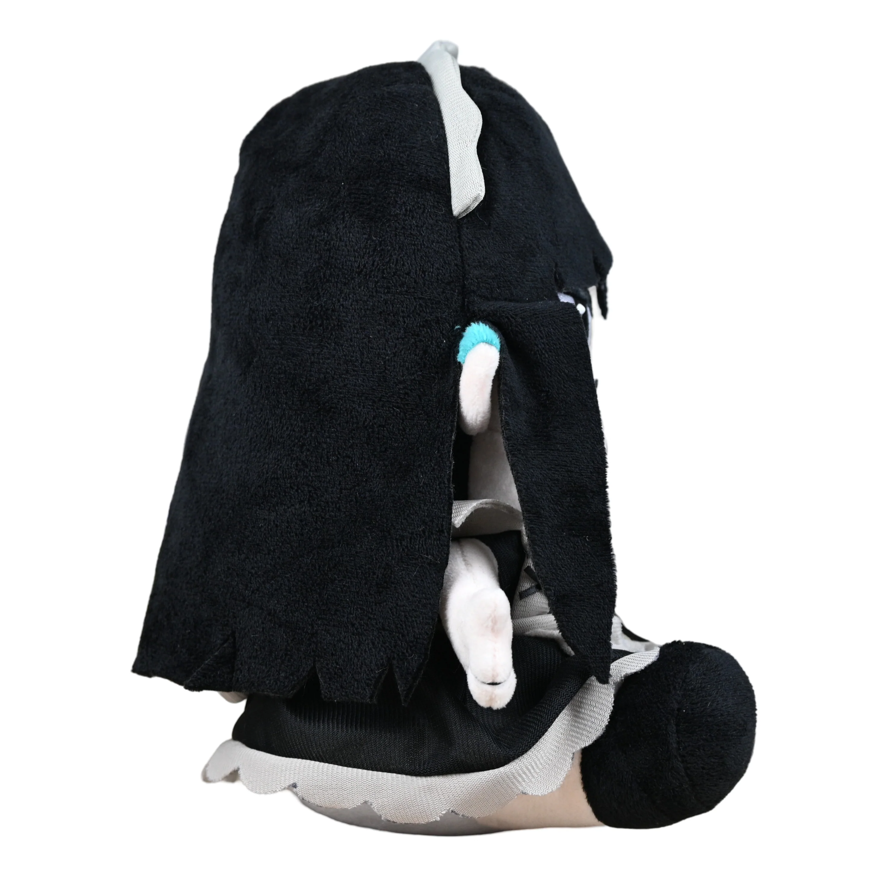 [FINISHED] NoiR Series 028 Kaira Plushie - Image 2